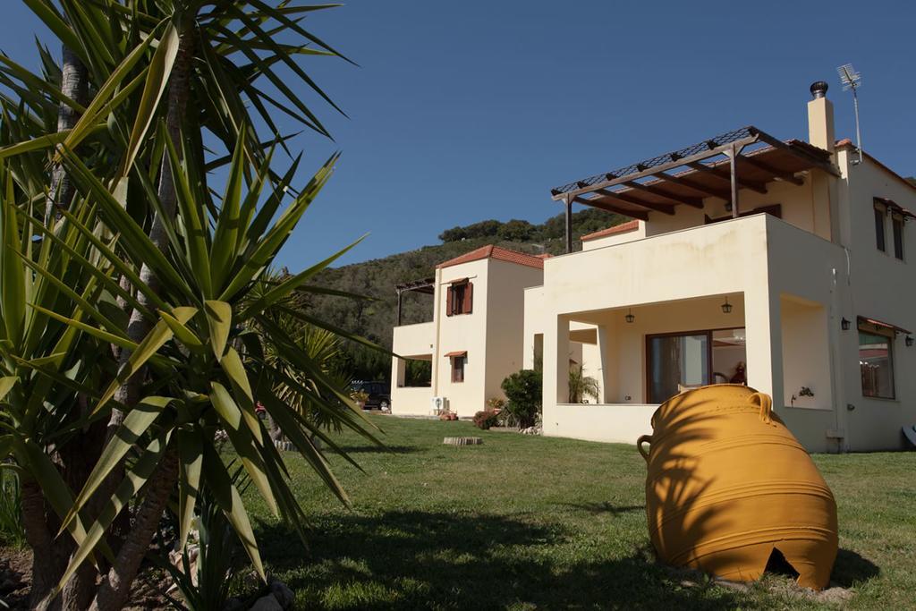 Villa Spiti Louloudis Spílion Buitenkant foto